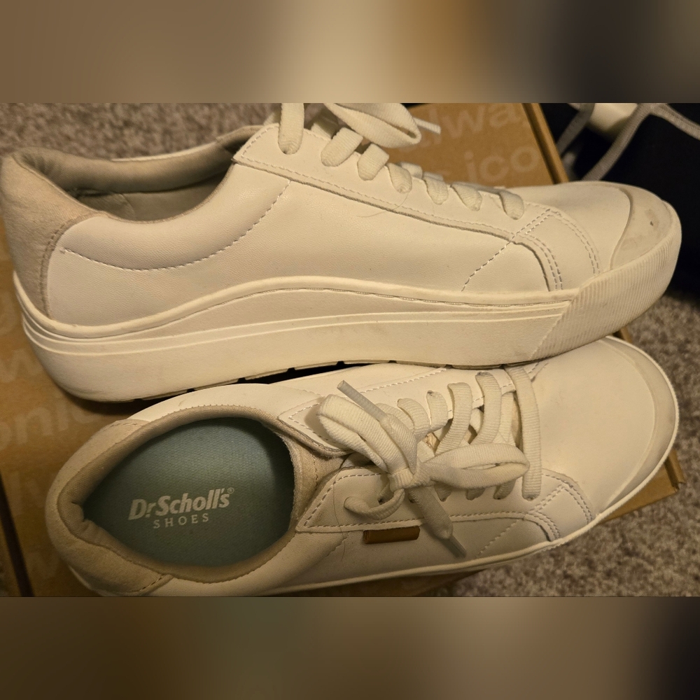 Dr. Scholl's Time Off